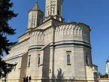 Biserica Trei Ierarhi (Church of the Three Hierarchs), Iasi's famous landmark site. Completed in 1639.