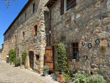 Old stone buildings are so evocative and photogenic