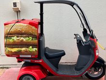 Love this McDonald's delivery car!