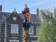 Statue of Llywelyn the Great, not to be confused with Llywelyn the So-So. Lived here from 1173 and 1240