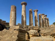 Temple of Heracles (oldest among those on the site)