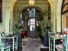 Lovely breakfast area at our hotel in Sighisoara, Casa Georgius Krauss