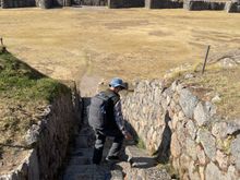 Going down to the walls