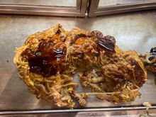 We have already started demolishing my okonomyaki with yakisoba noodles.