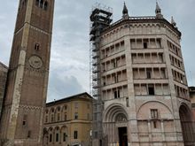 The Bell Tower and the octagonal shaped pink Battistero.