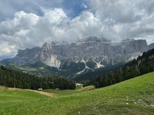 View from the front lawn of the rifugio