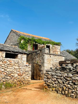 Out of order but another picture of Malo Grablje.