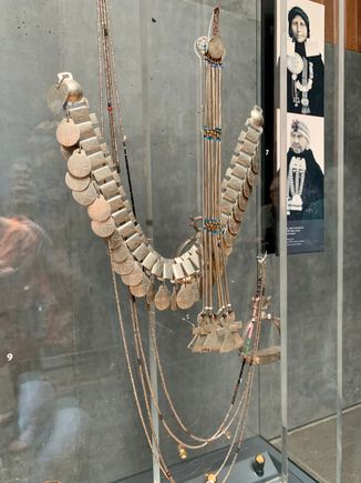 Silver necklace 