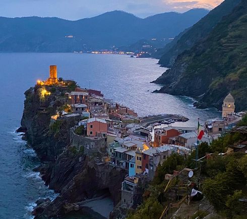 Vernazza at night 
