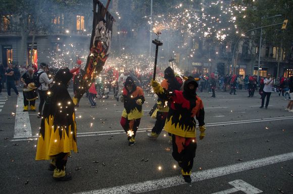The location was Passeig de Gracia between Rossello and the Catalunya metro stop. 