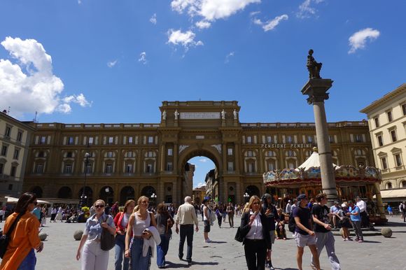 Piazza dell Republica