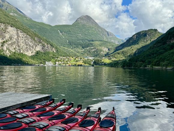 Time for some kayaking in the fjord!