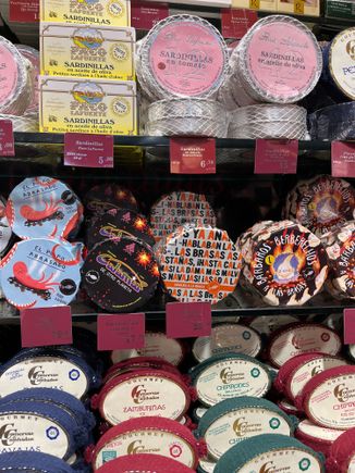 All the best conservas that Spain produces at La Boulette, Mercado de la Paz.