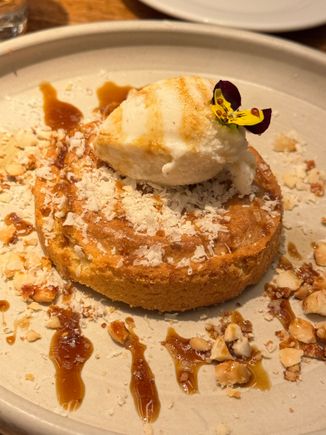 Oh that pie and pink peppercorn ice-cream! 