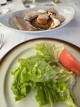 Green salad, with Volandeira in the rear