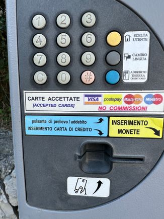 Notice that there is an option to change the language of the instructions,, on the white label on upper right.