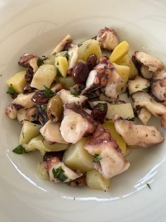 The octopus salad with potatoes that we shared