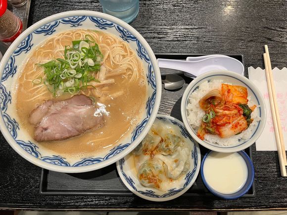 Ramen + kimchi rice set at Hakata Ramen Akanoren