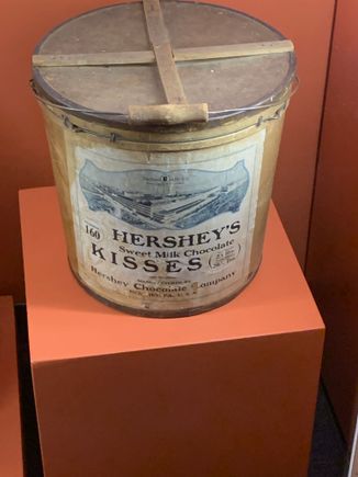 Early Hershey’s Kiss container