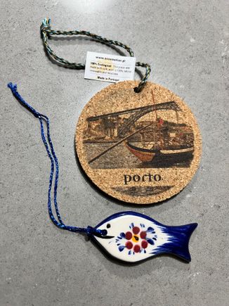 Souvenirs from this trip: 2 Xmas ornament. One cork and one porcelain. Both made in Portugal