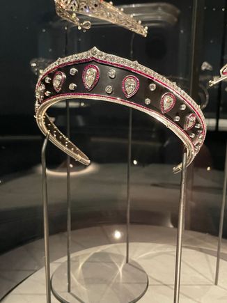 Onyx tiara 