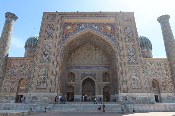 Sher Dor Madrasa (Entrance Portal View)