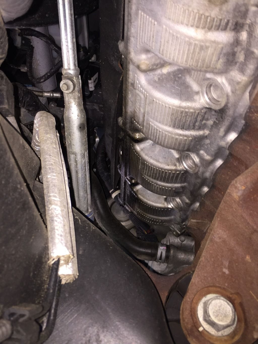 Minor Oil Leak - Ford Truck Enthusiasts Forums 6.4 Powerstroke Oil Leak Right Side Of Engine