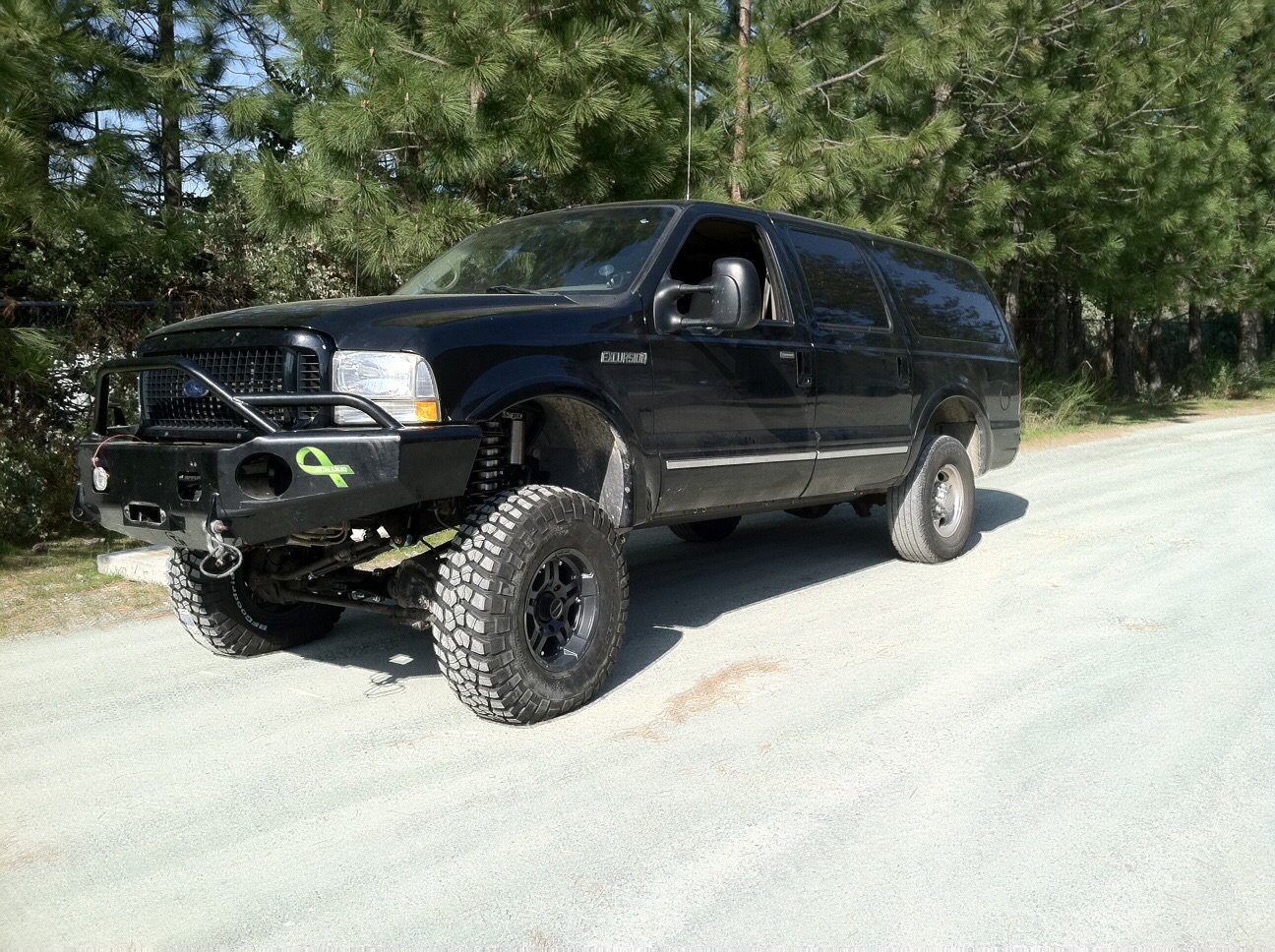 ford excursion on 37s