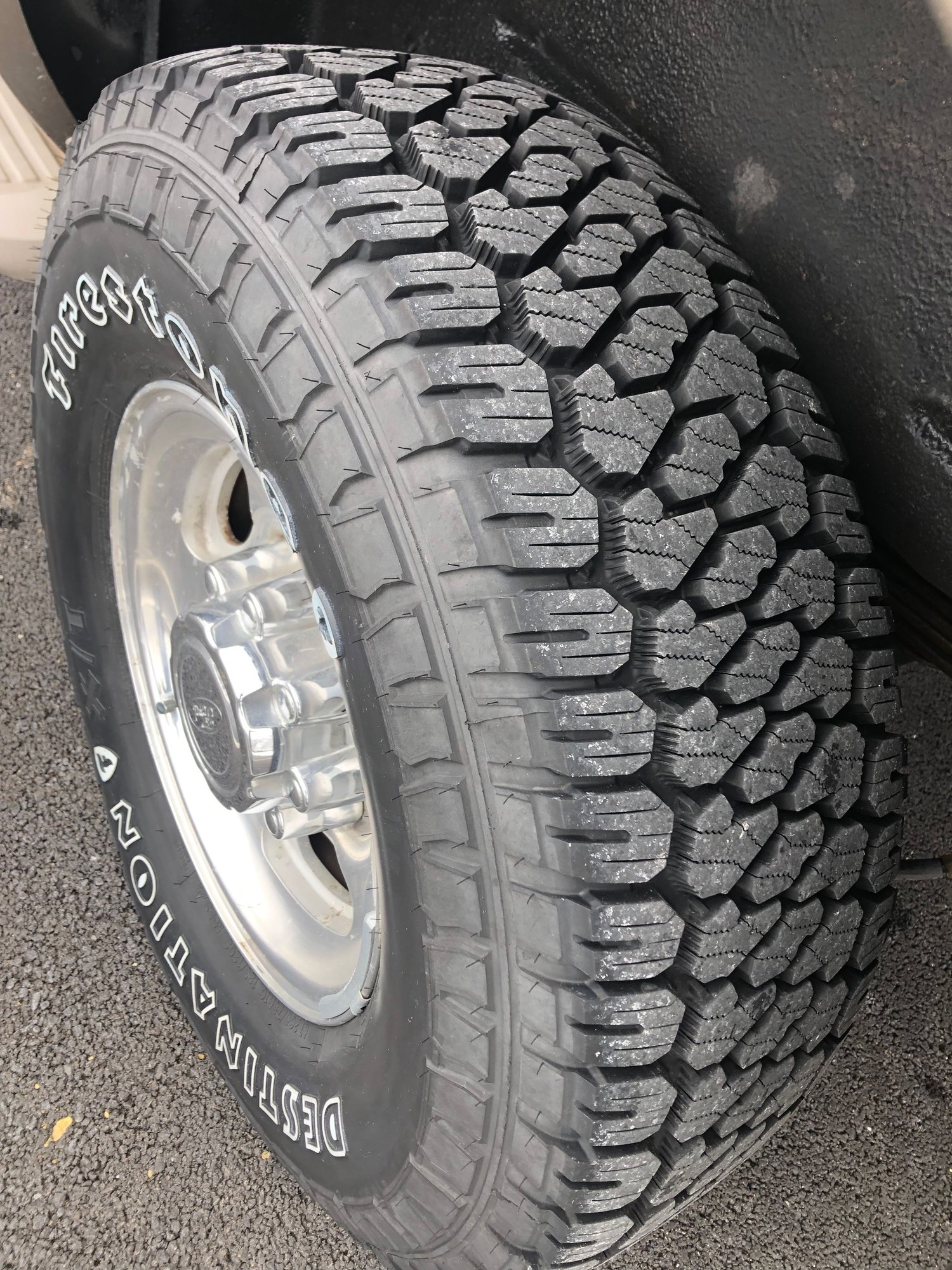 2000 Ford Excursion - 2000 Ford Excursion - Used - VIN 1FMNU43S7YEB39924 - 181,973 Miles - 10 cyl - 4WD - Automatic - SUV - Other - Rockford, IL 61101, United States