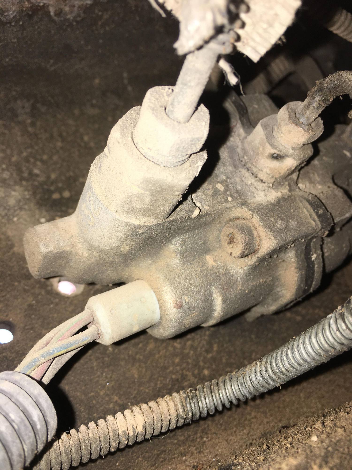 1990 F250 Replaced front brakes and cannot bleed front brakes Ford