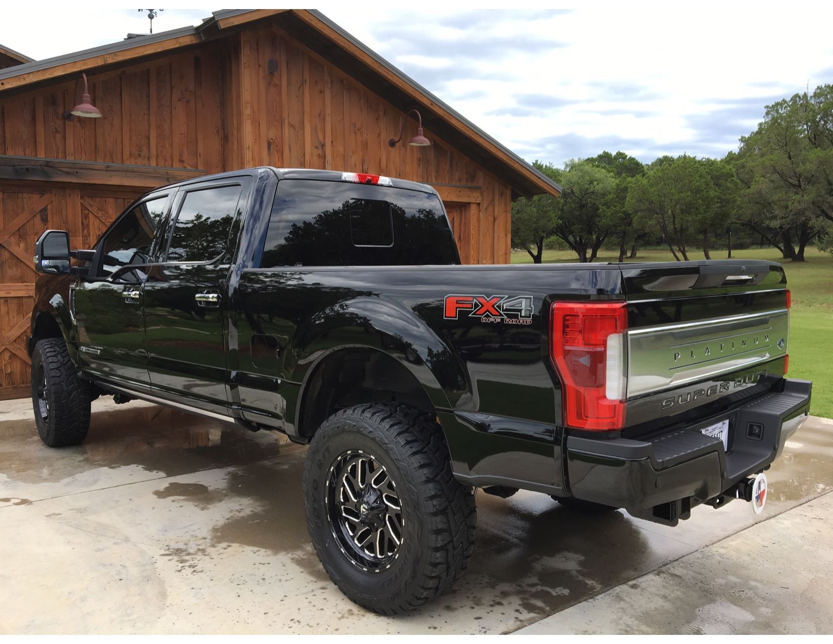 Lifted 2017 F250 with 37's Pics - Page 6 - Ford Truck Enthusiasts Forums