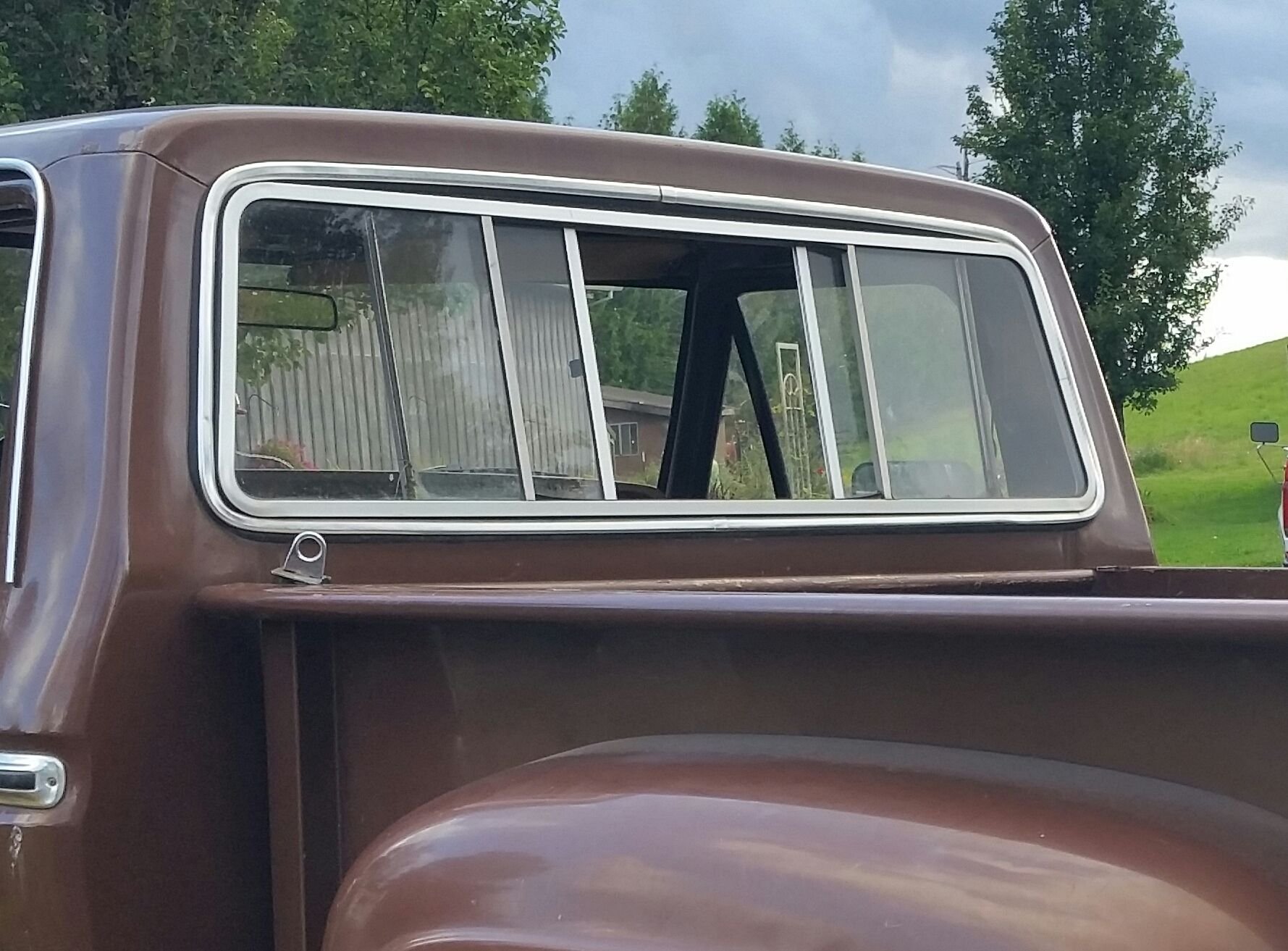 A PROPERLYFITTING Rear Window...? Ford Truck Enthusiasts Forums