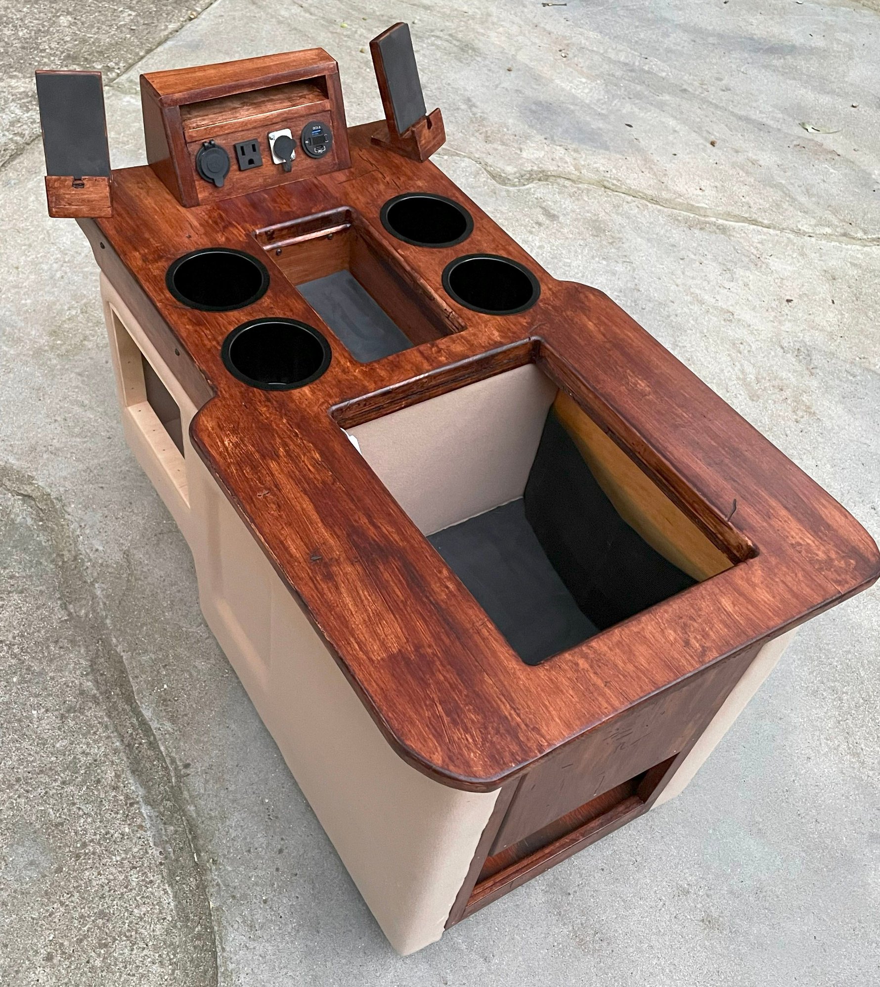 Console ready to be installed
