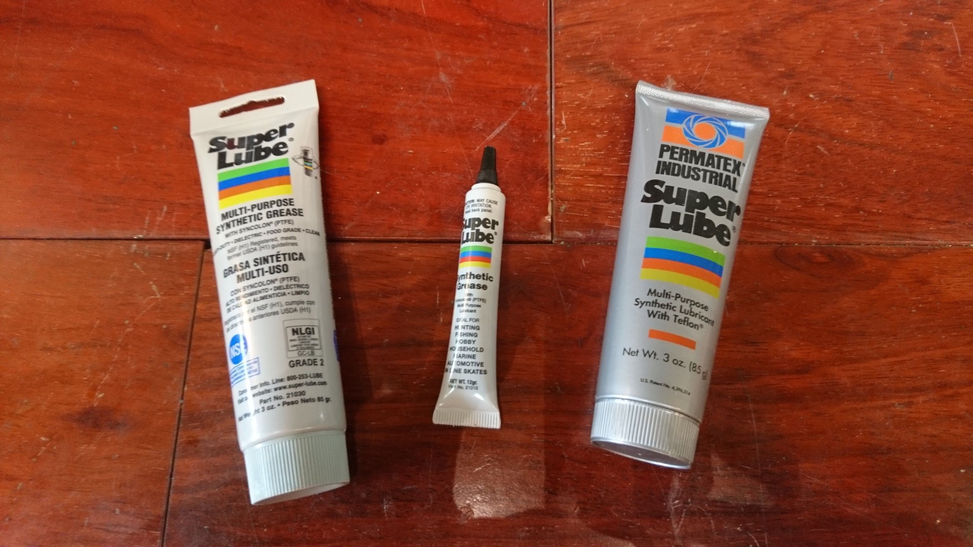 12G SUPER LUBE® MULTI-PURPOSE SYNTHETIC GREASE WITH SYNCOLON® (PTFE)