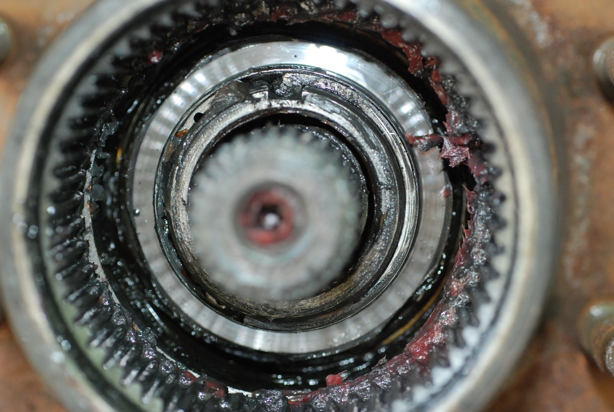 96 F250HD manual locking hub removal Ford Truck Enthusiasts Forums