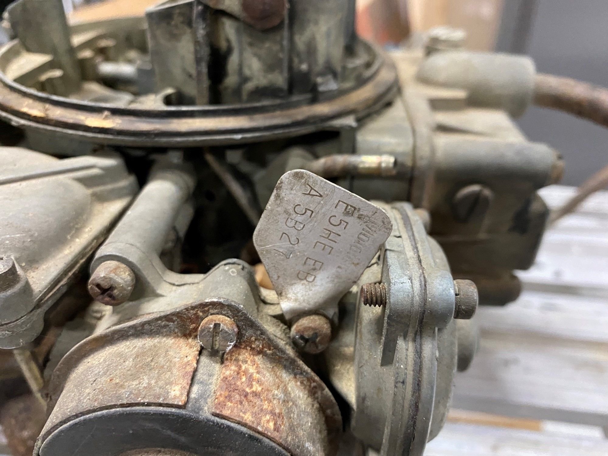 Engine - Intake/Fuel - Motorcraft/Holley Carb From 460 - Used - 1984 to 1987 Ford E-350 Econoline - 1984 to 1987 Ford E-250 Econoline - 1984 to 1987 Ford F-250 - 1984 to 1987 Ford F-350 - Killen, AL 35645, United States