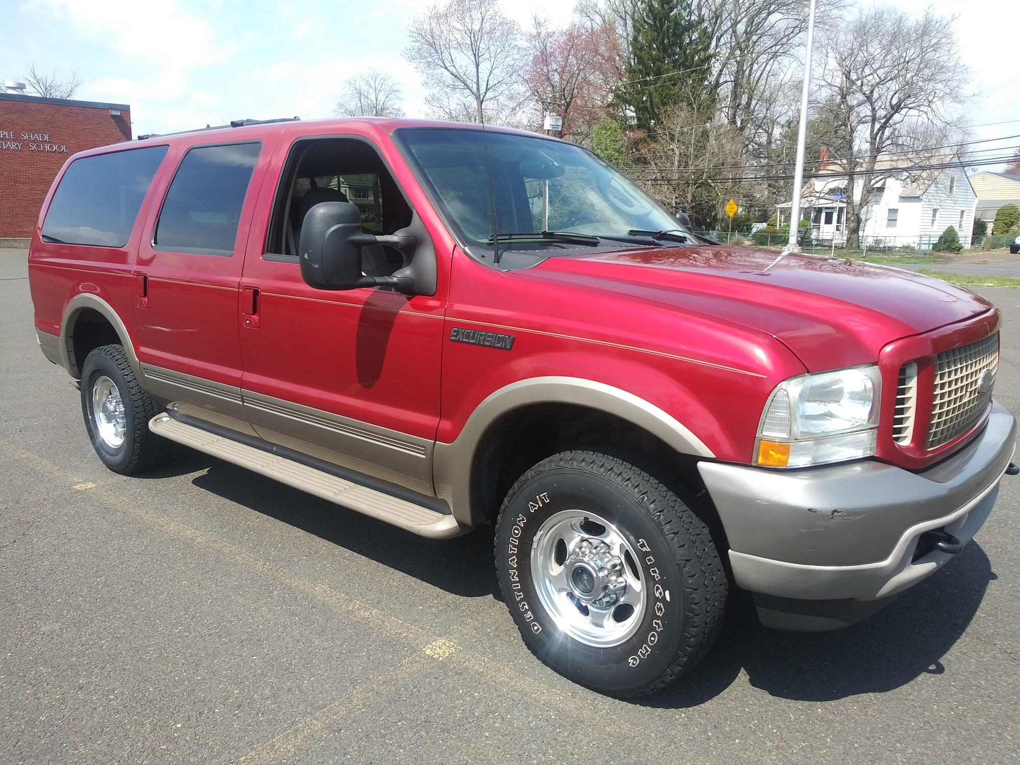 2003 Ford Excursion - 2003 Ford excursion 58k miles v10 4x4 - Used - VIN 1fmnu45s63ea35625 - 58,000 Miles - 10 cyl - 4WD - Automatic - SUV - Red - Croydon, PA 19021, United States