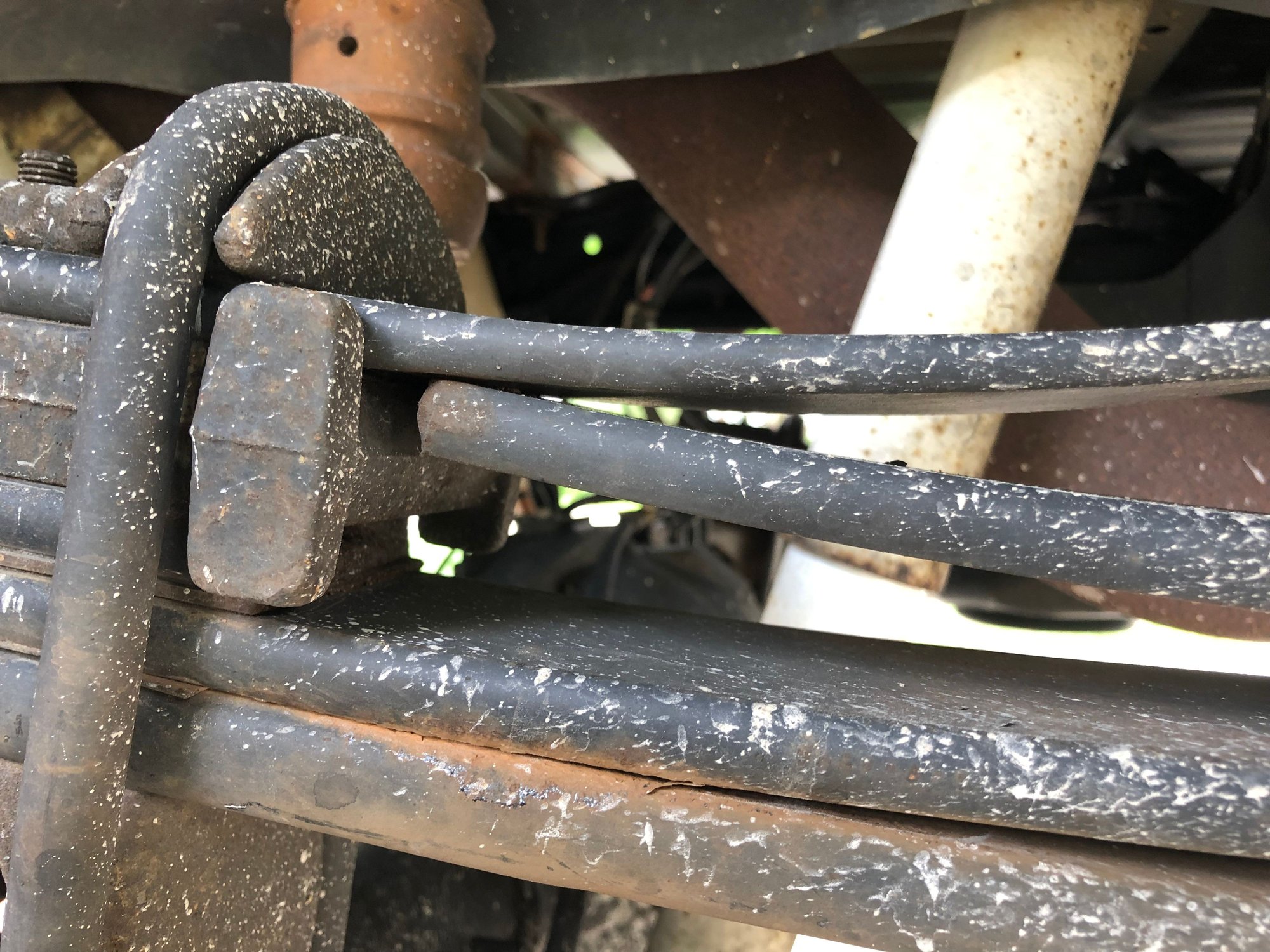 Rear leaf spring broke, one leaf, big deal? Ford Truck Enthusiasts Forums