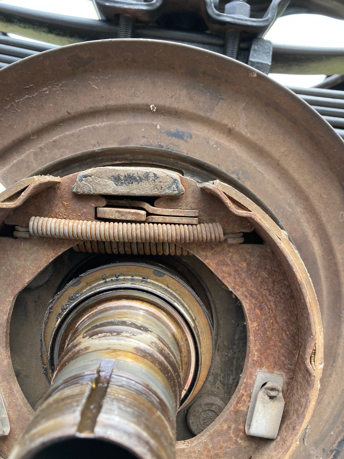 Parking brake shoe replacement FRUSTRATION! Ford Truck Enthusiasts Forums