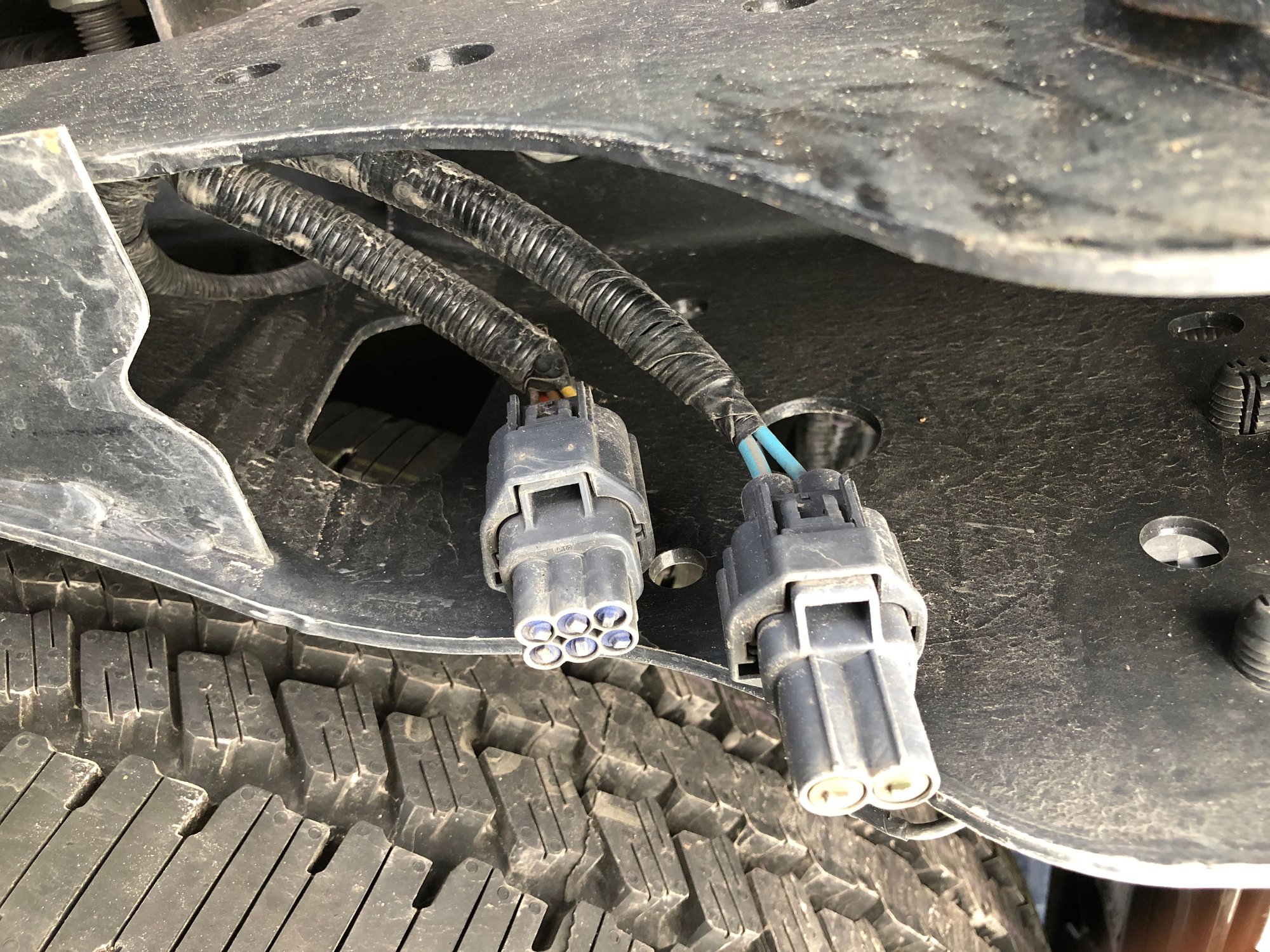What are these wiring plugs? - Ford Truck Enthusiasts Forums