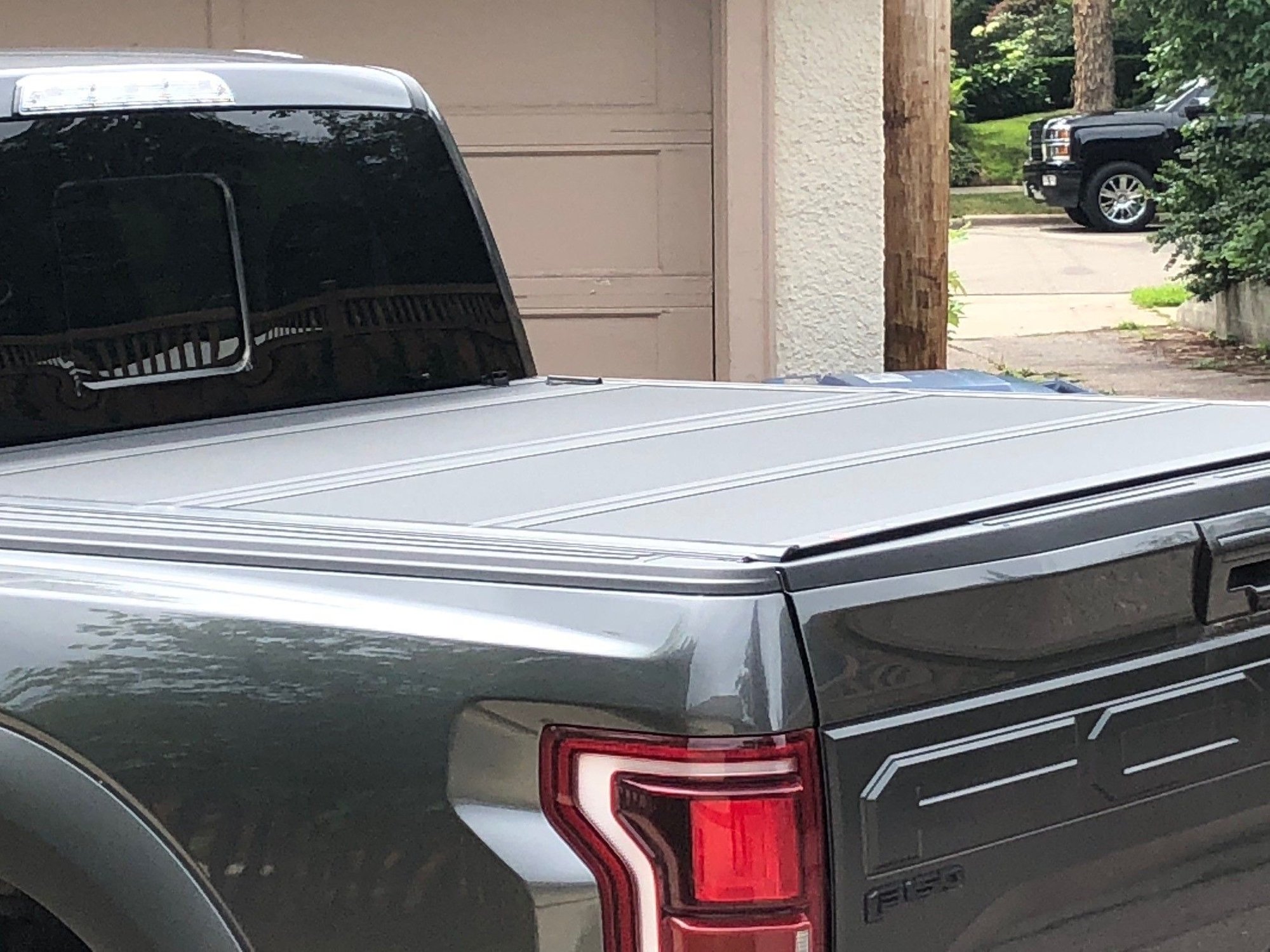 Miscellaneous - BakFlip MX4 2018 F150 5.5 foot bed - Used - 2015 to 2019 Ford F-150 - Minneapolis, MN 55419, United States