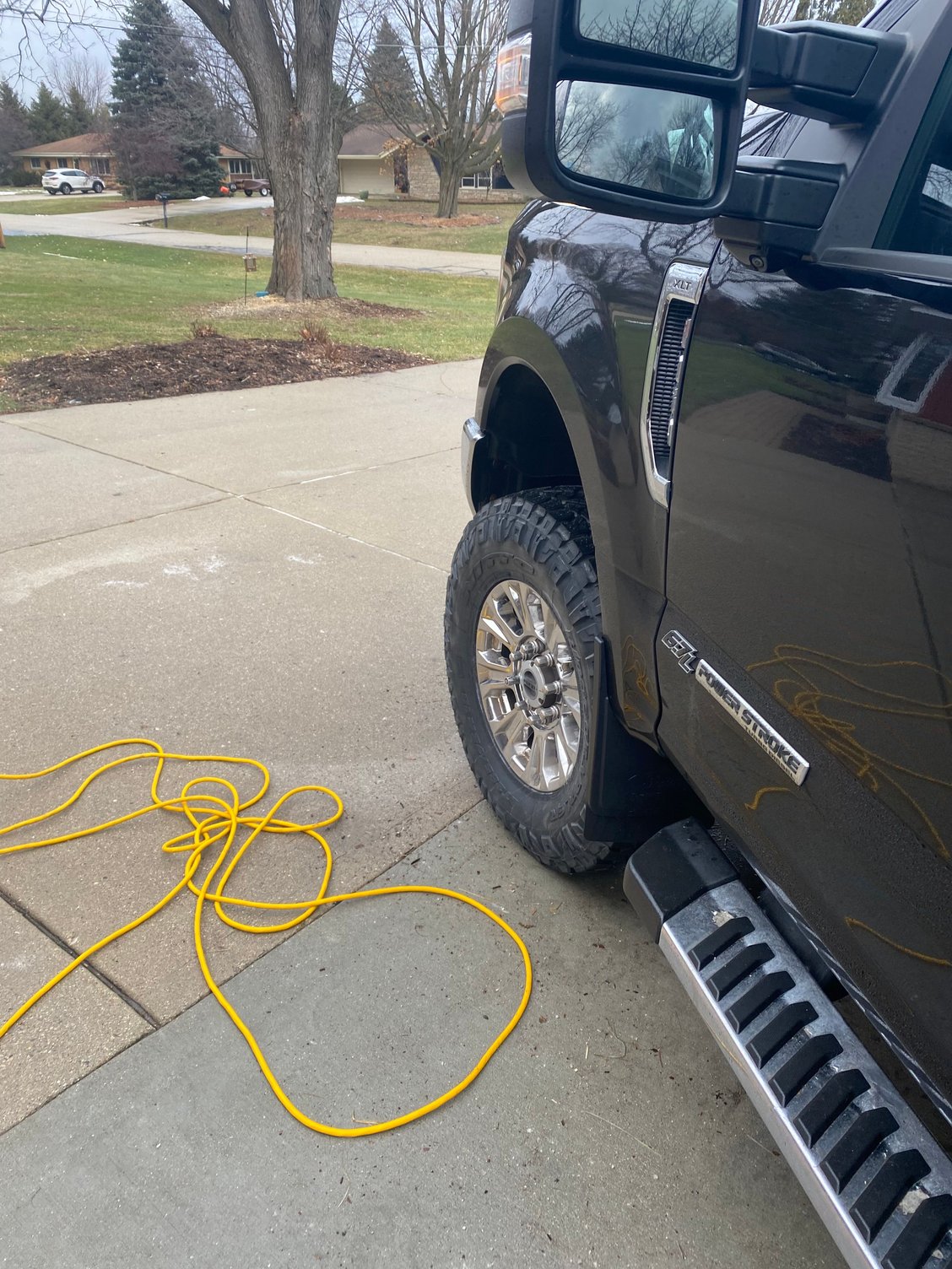 295/65r20 fit stock 2022 f-250? - Ford Truck Enthusiasts Forums