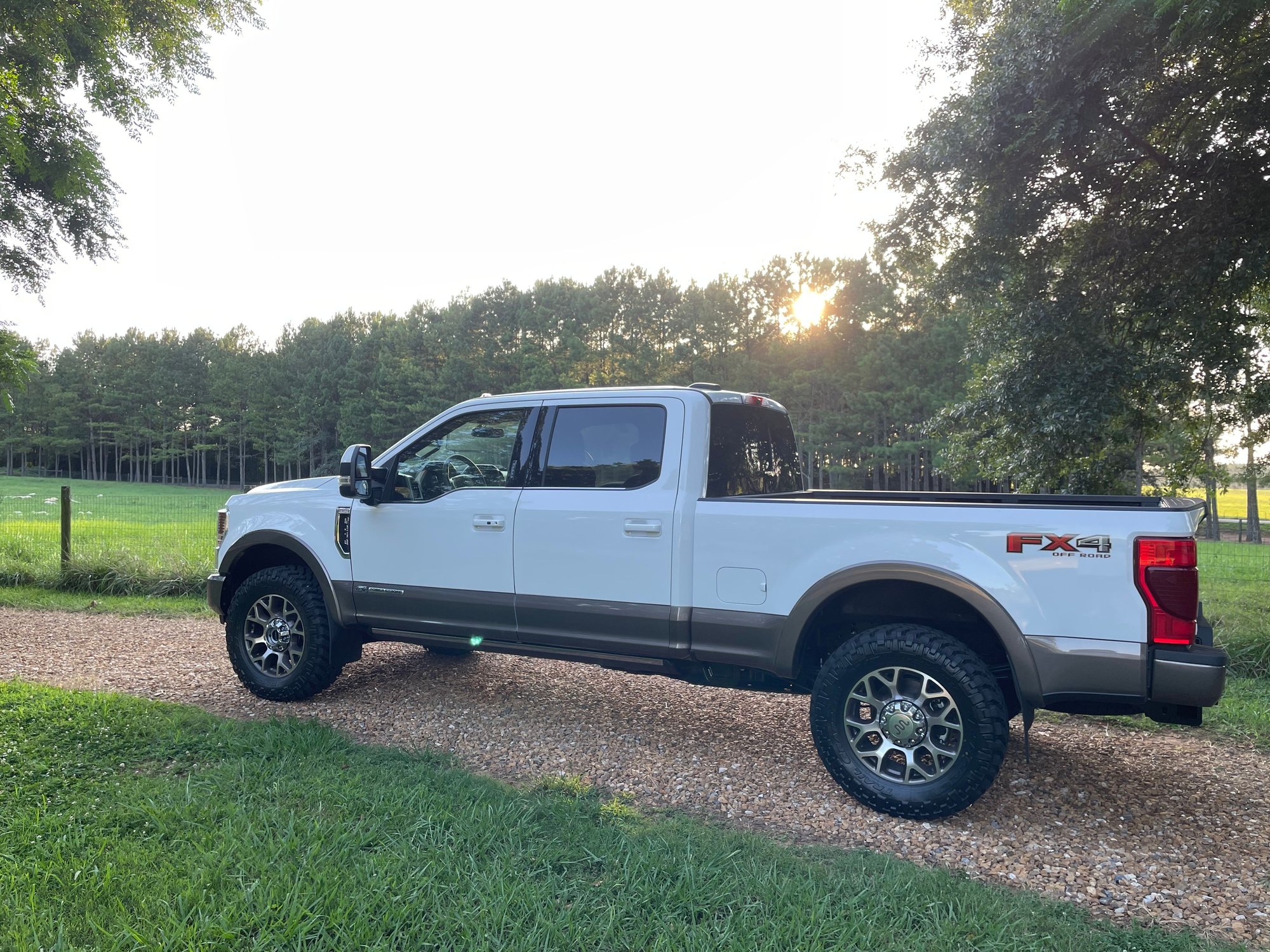 Hardy Family Ford - A Family-Owned Dealership in Dallas, GA