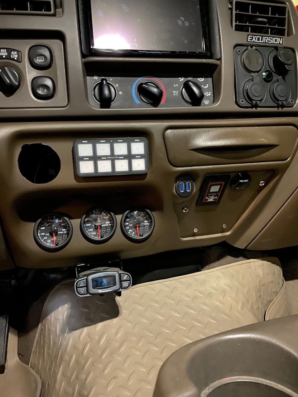 F650 Manual lower dash panel for sale NEW IN BOX Ford Truck