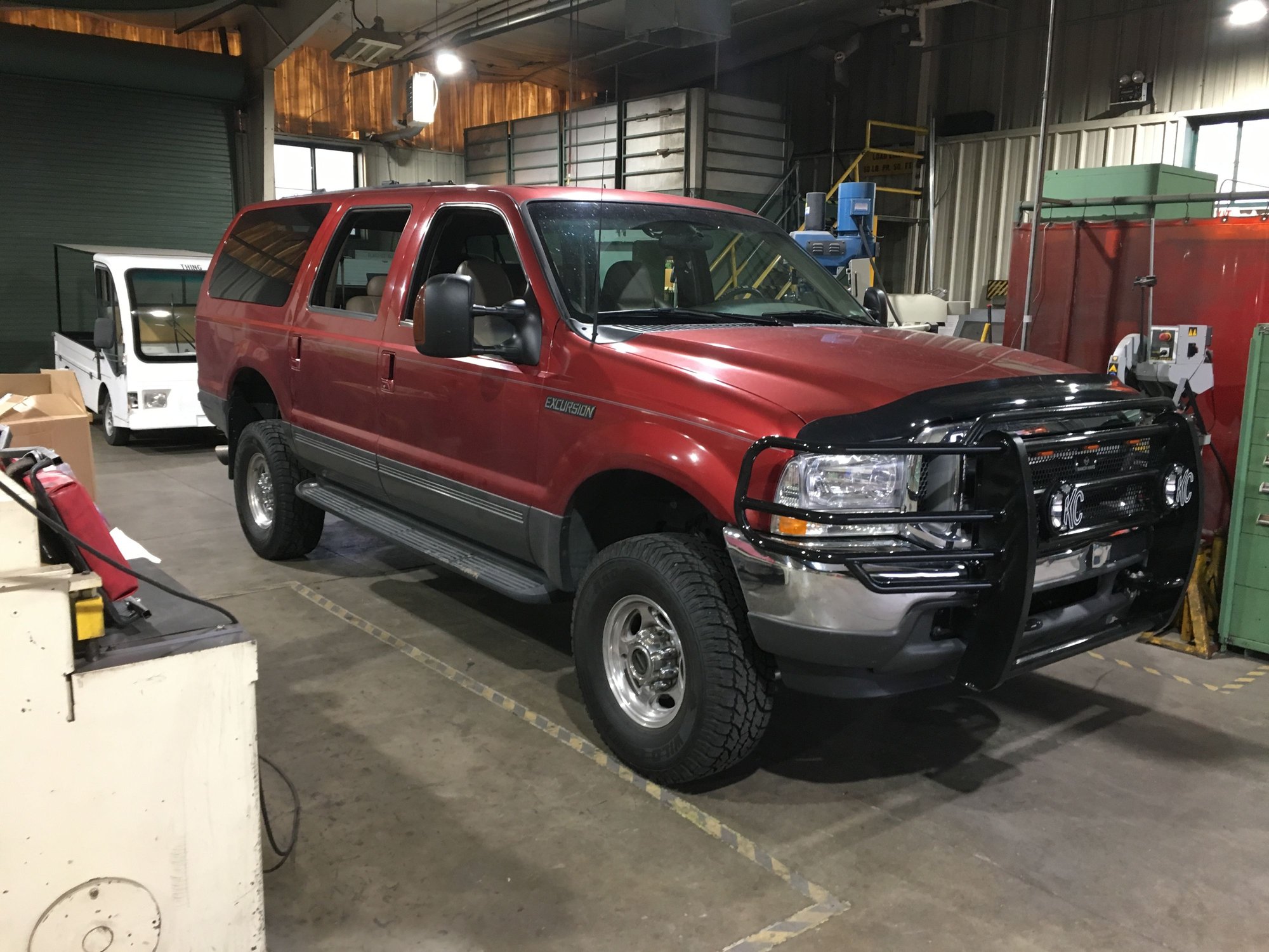 2000 excursion running boards