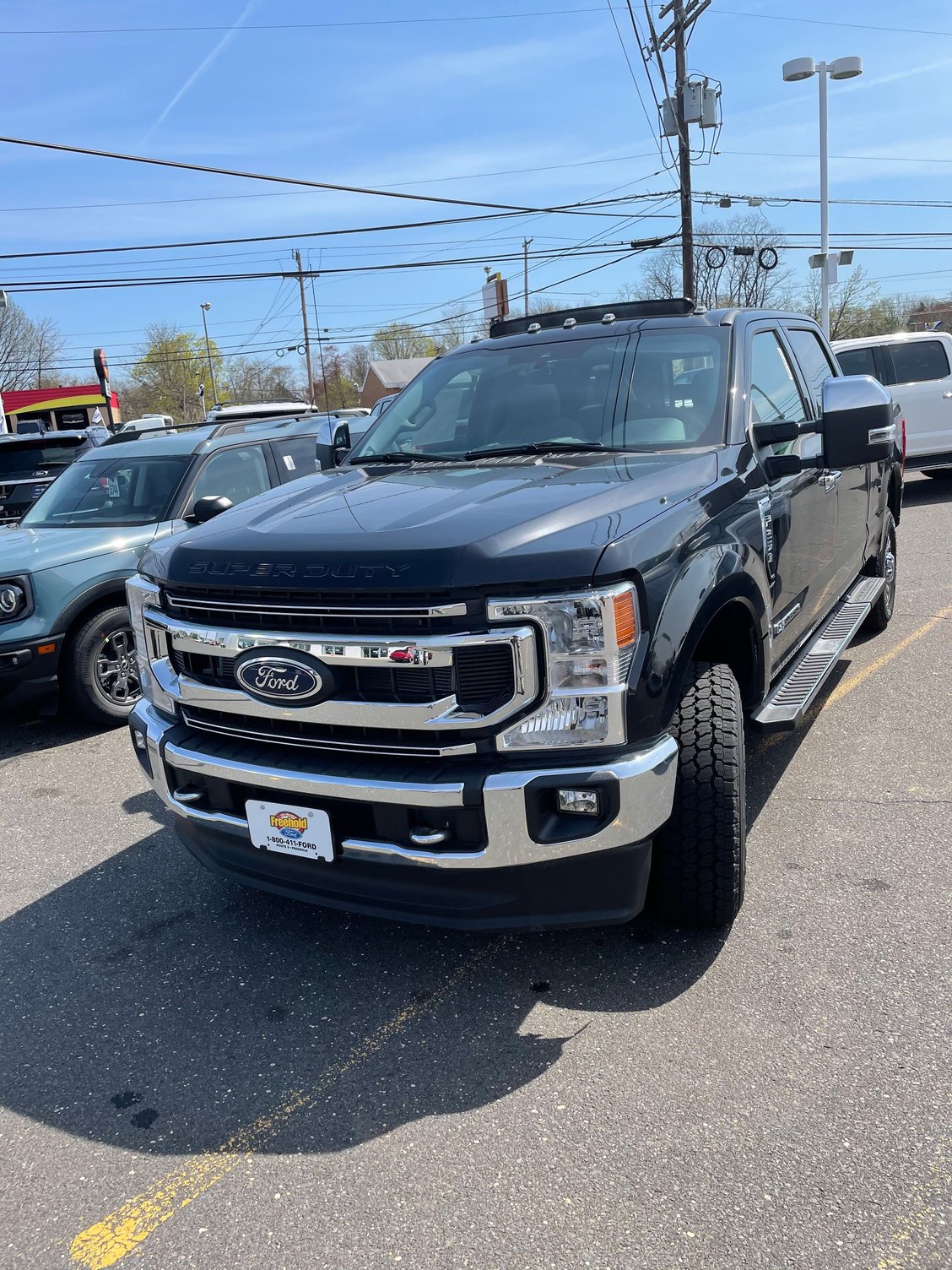 Auto Slider 5Th Wheel Hitch For Ford Puck System / Curt 16674 E16