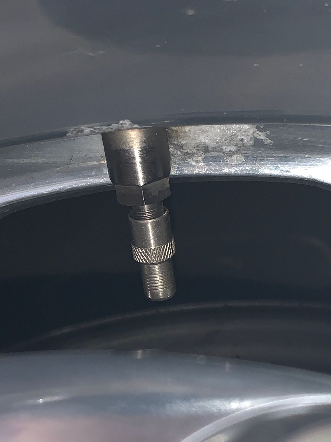 2017 DRW Recurring Valve Stem Leaks Page 32 Ford Truck