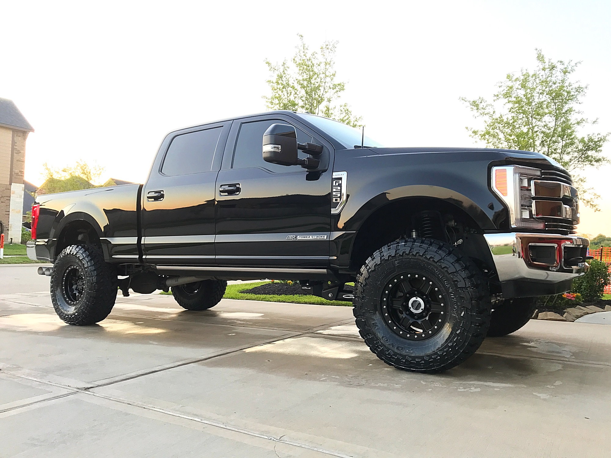 My F250 w/ a 4.5" Carli and new 17" forged wheels - Ford Truck