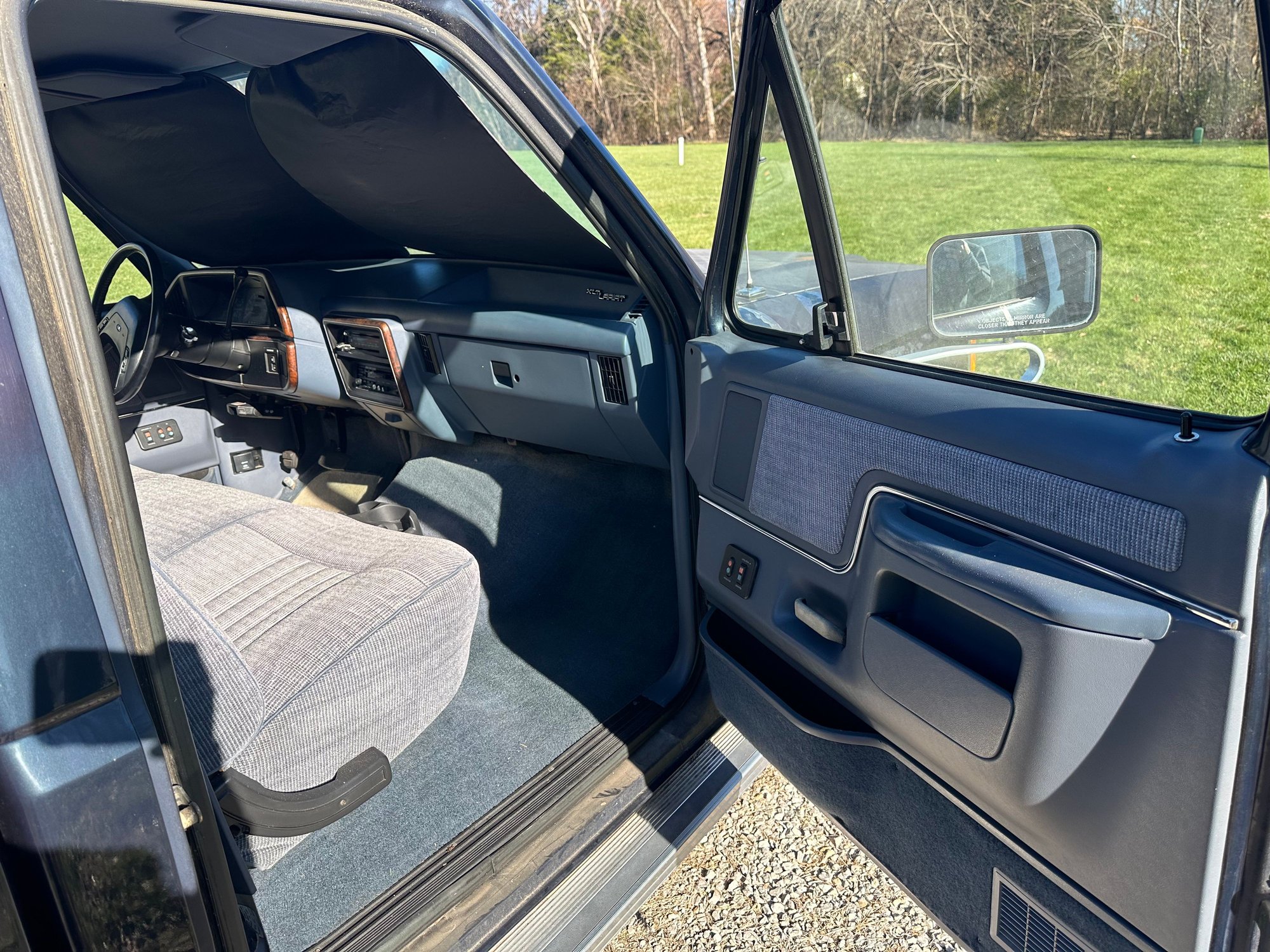 1990 Ford F-150 - 1990 F150 XLT Lariat been in the family since new - Used - VIN TBD TBD TBD TBD - 61,192 Miles - 8 cyl - 2WD - Automatic - Truck - Blue - Independence, MO 64057, United States