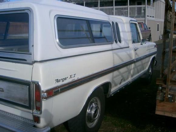 Ranger XLT emblems
